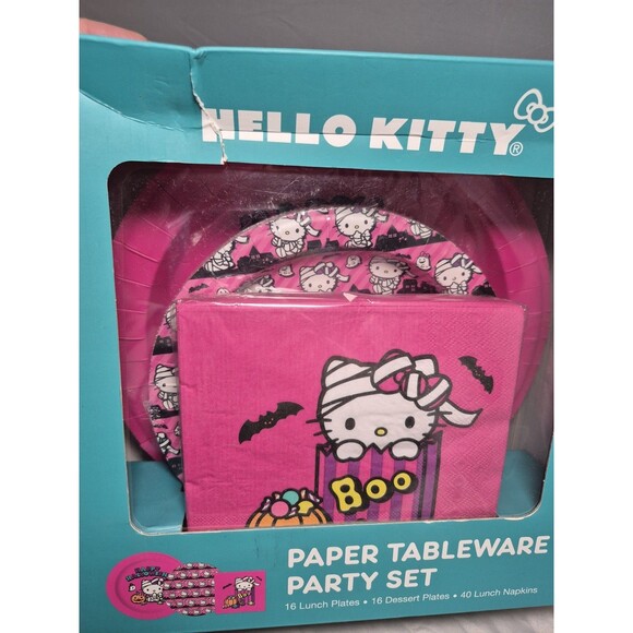 Hello Kitty Halloween Paper Tableware Party Set 16 Lunch 16 dessert 40 Napkins - Picture 4 of 4